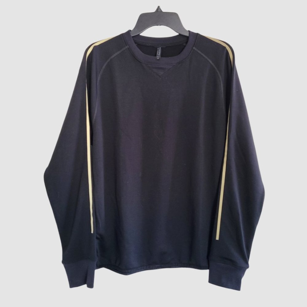 Saucony Men's Sz Medium Crew neck Long Sleeve Sweatshirt Reflective Film